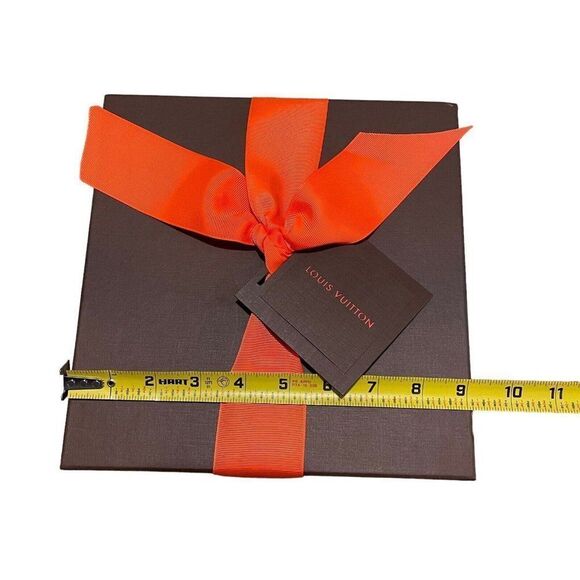 Louis Vuitton Empty Brown Box With Red Ribbon 9x9.5x4.5 Gift Set Card Present - Picture 8 of 10